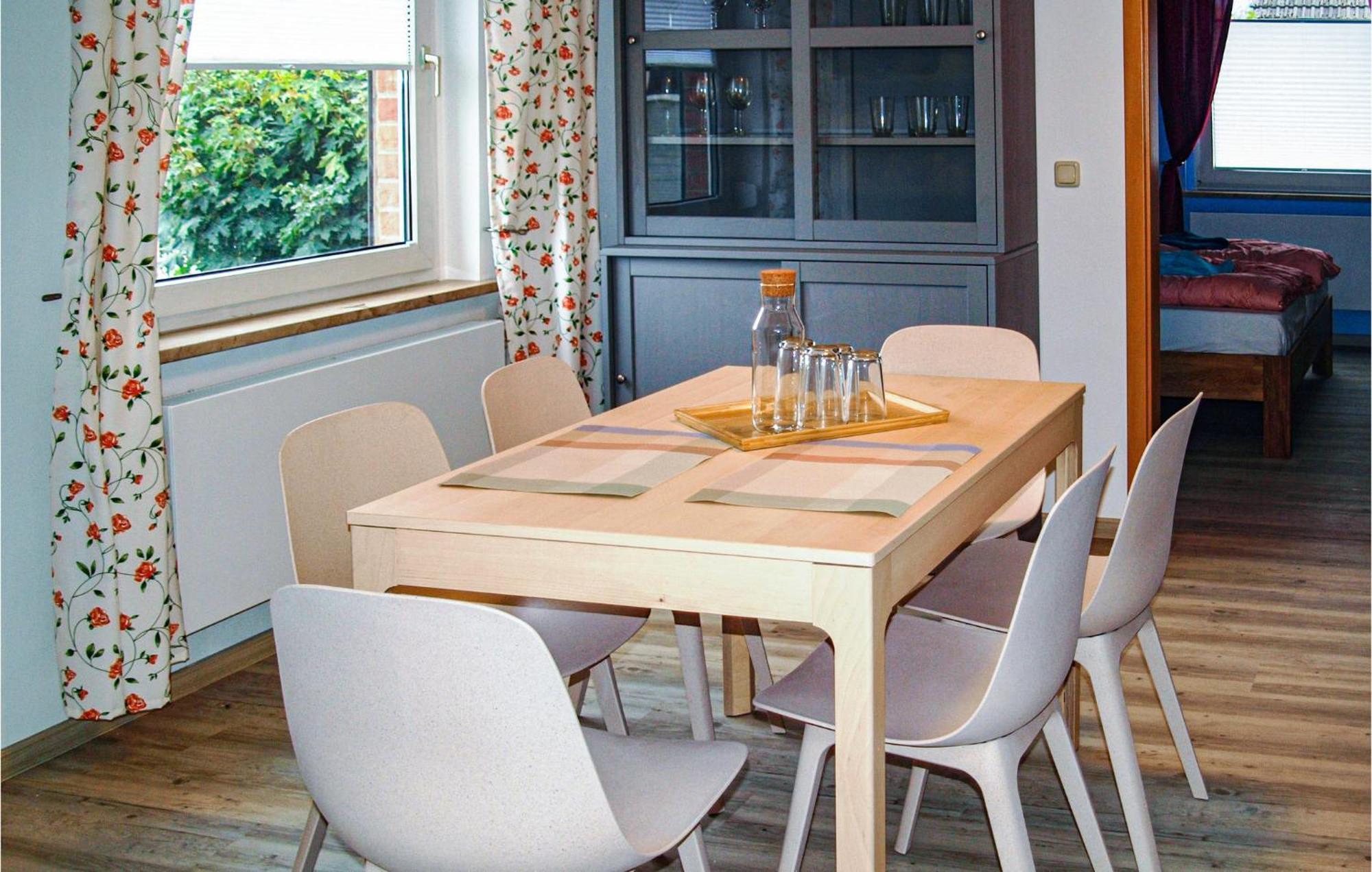 3 Bedroom Beautiful Home In Нойбранденбург Екстериор снимка